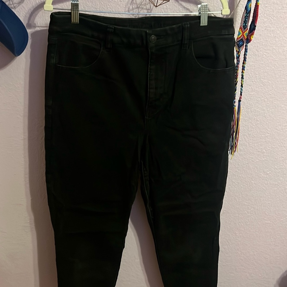American Eagle Size 18 Short Black Jeans
